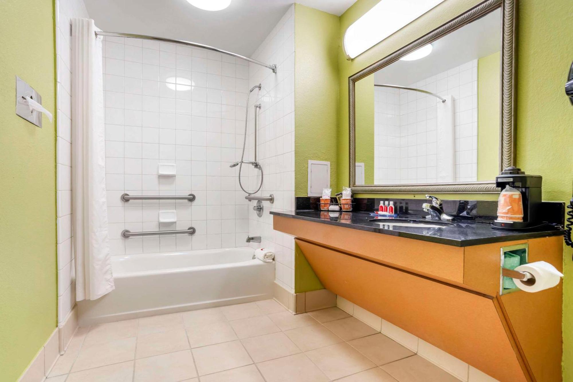 Econo Lodge Moss Point - Pascagoula Kültér fotó